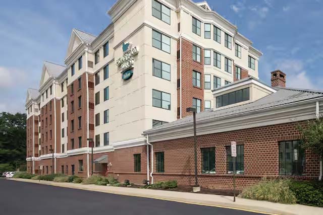 HOMEWOOD SUITES
